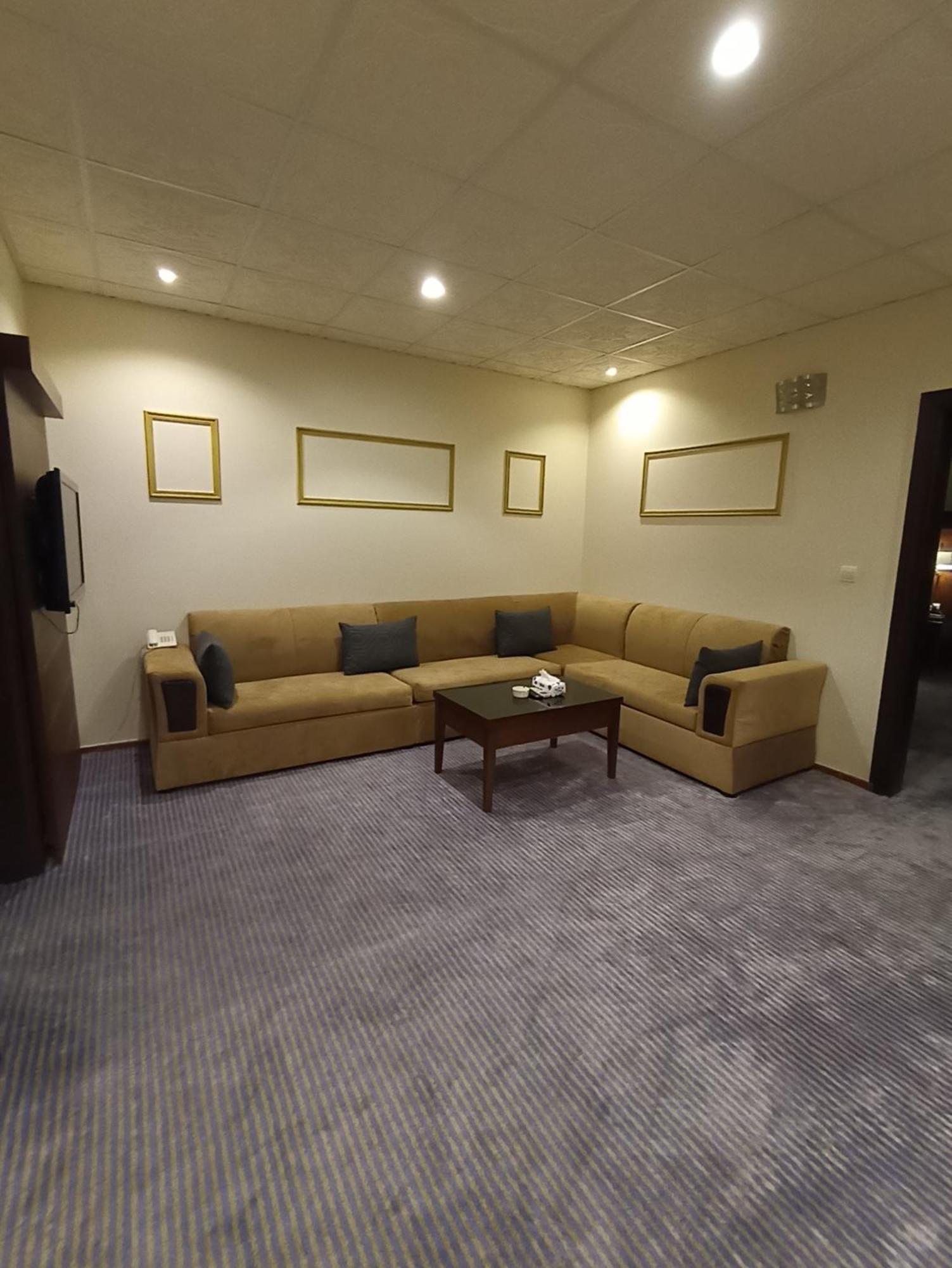 Saryet Al Hamra Hotel Apartments Dschidda Exterior foto